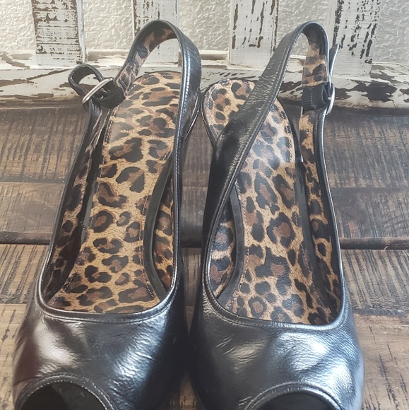 Gianni Bini Sexy Peep Toe, Slingback, Block Heels - Picture 3 of 7